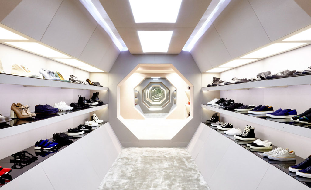LNCC store experiential retail