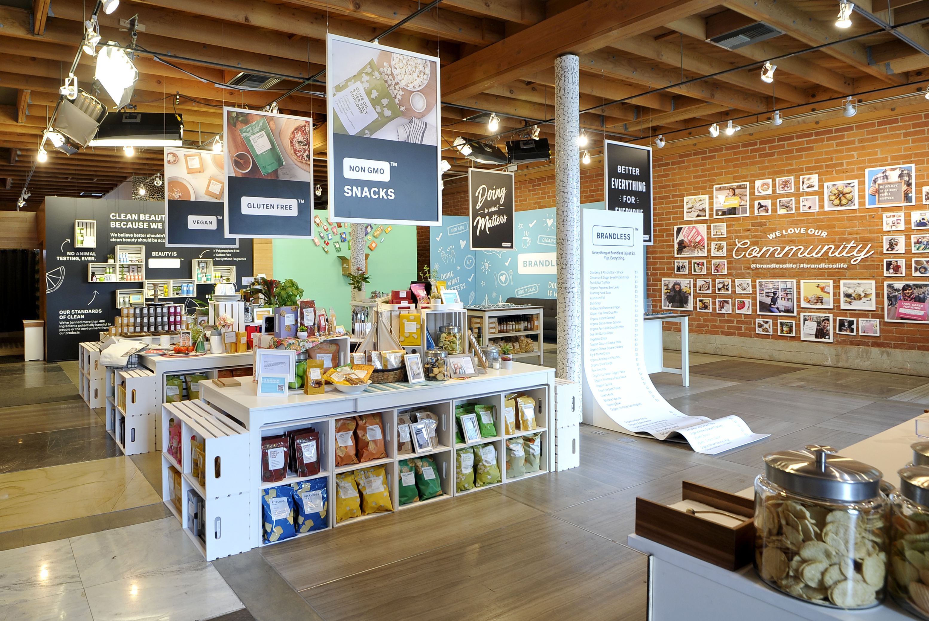 Brandless PopUp with Purpose 5MatthewSimmonsGetty Storefront