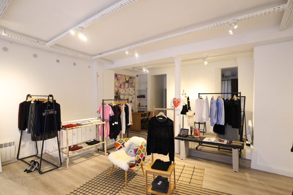 Showroom fashion week