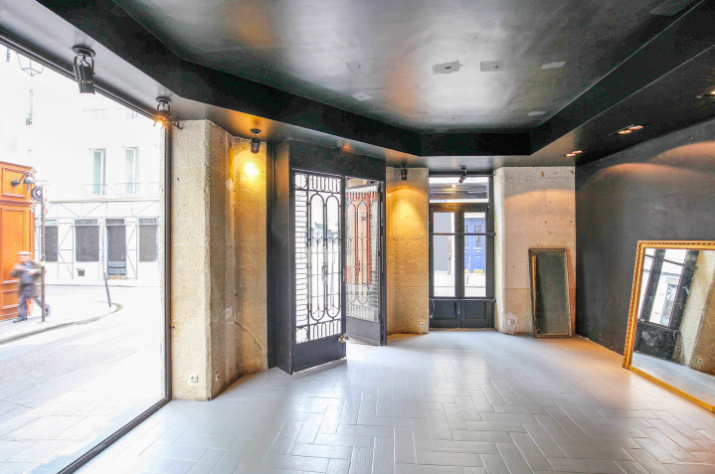 Corner pop-up paris